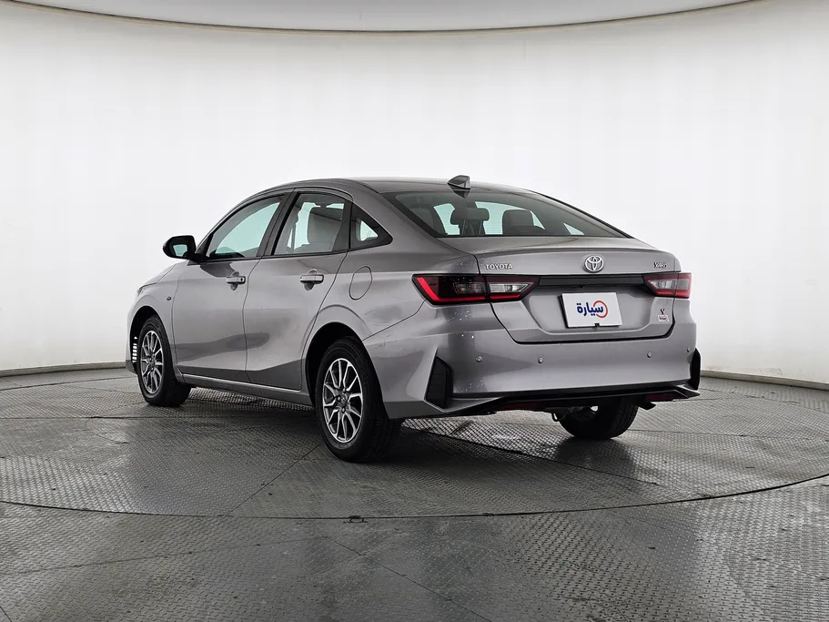 تويوتا يارس Y 2023 