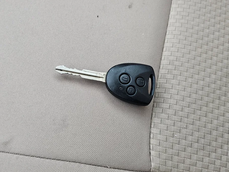 تويوتا يارس Y 2023 