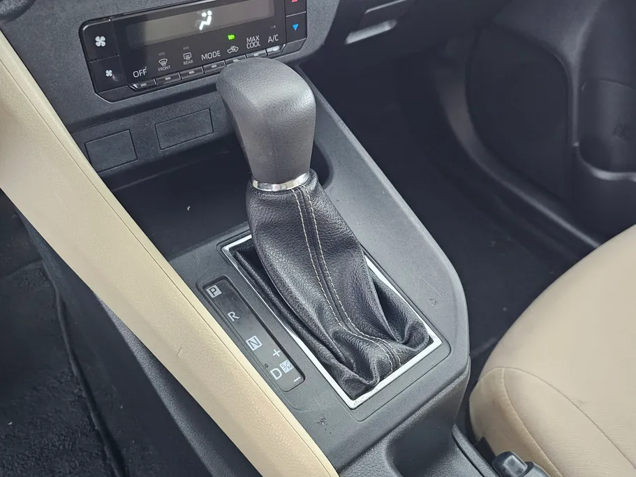 تويوتا يارس Y 2023 