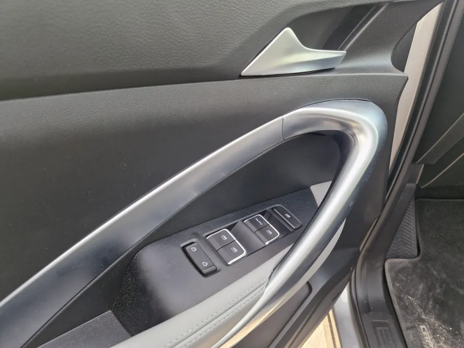 2025 Chevrolet Captiva LT 