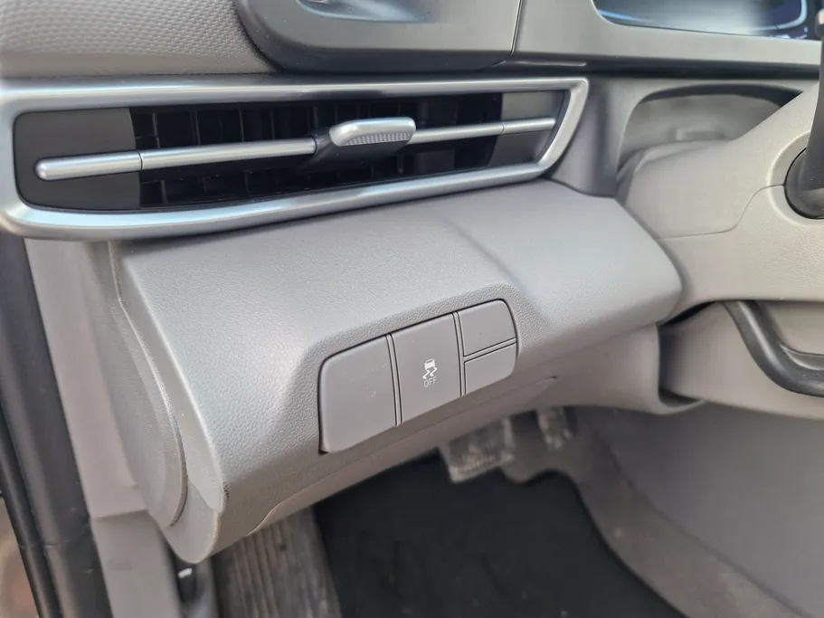 2024 Hyundai Elantra Fleet 