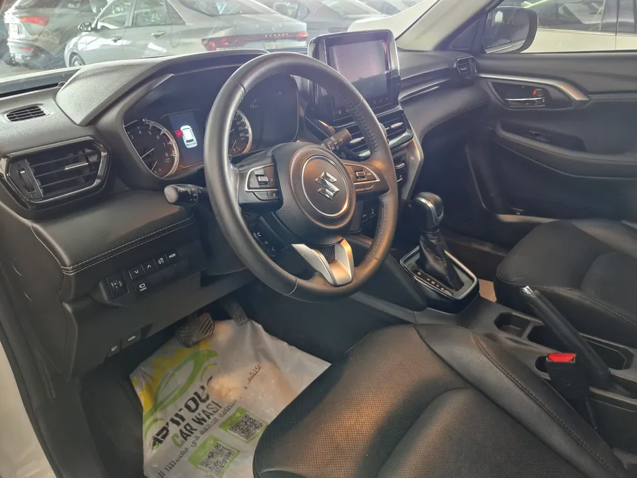 سوزوكي جراند فيتارا GLX 2024 