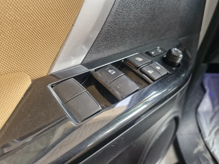 تويوتا فورتشنر VX 2023 