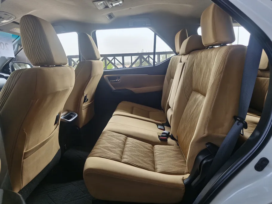 تويوتا فورتشنر VX 2023 