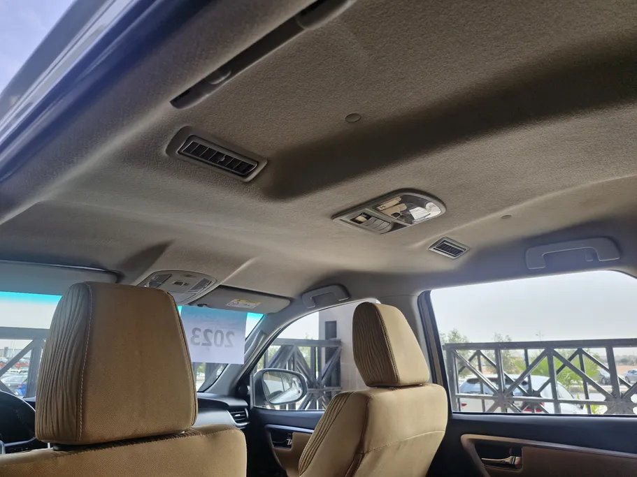 تويوتا فورتشنر VX 2023 