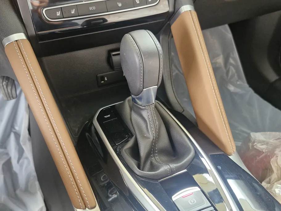 رينو كوليوس PE 2025 