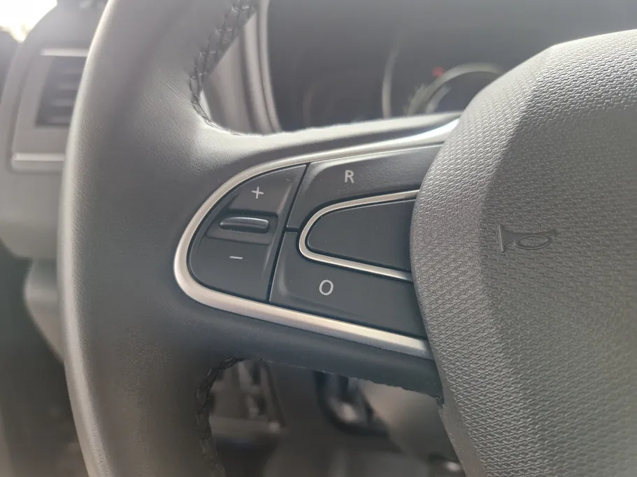 رينو كوليوس PE 2025 