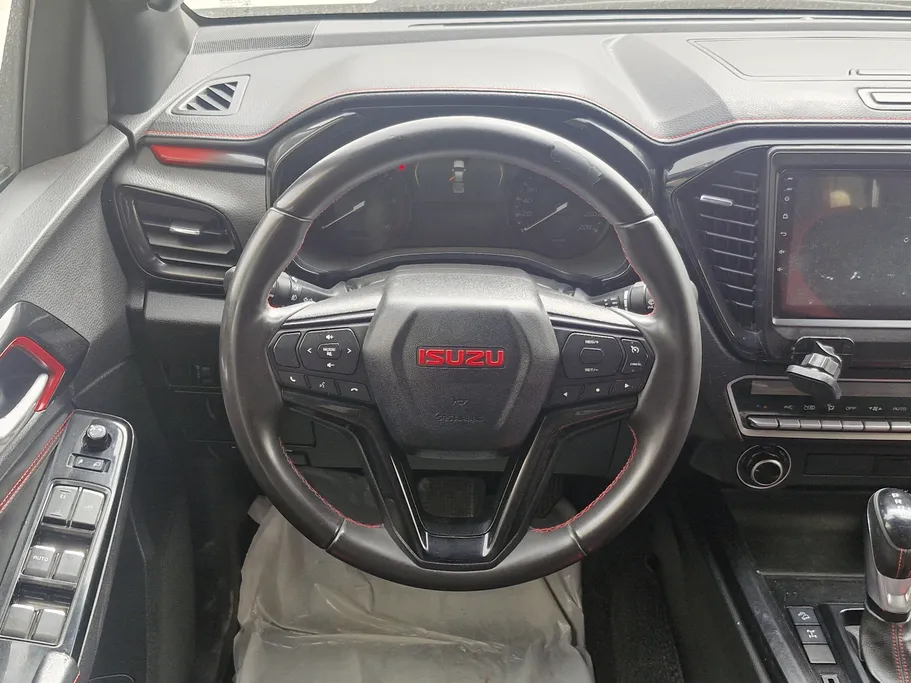 ايسوزو دي ماكس GT 2023 