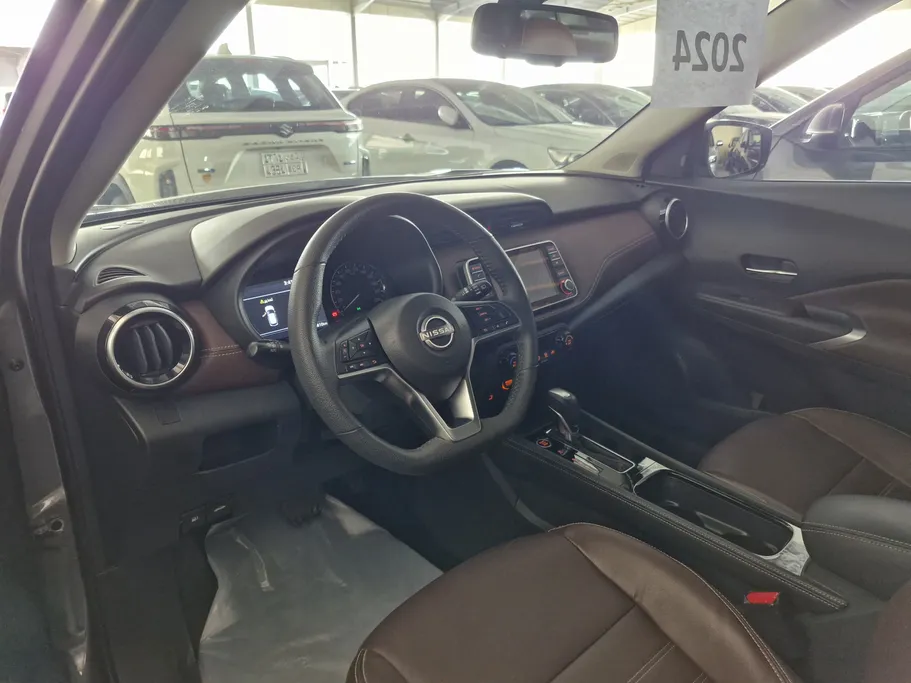 2024 Nissan Kicks SV 