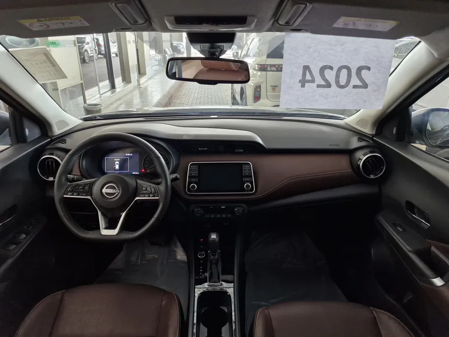 2024 Nissan Kicks SV 