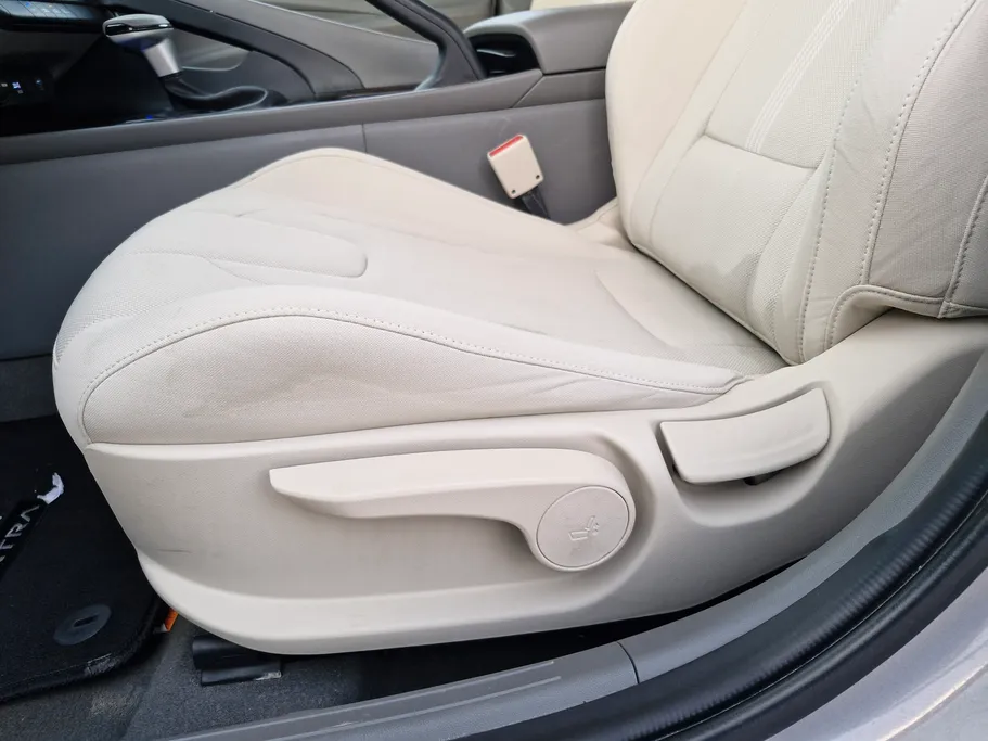 2024 Hyundai Elantra Fleet 