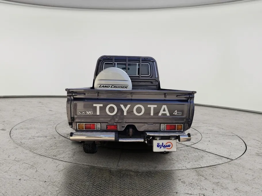 تويوتا شاص LX 2021 