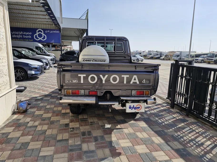 تويوتا شاص LX 2021 