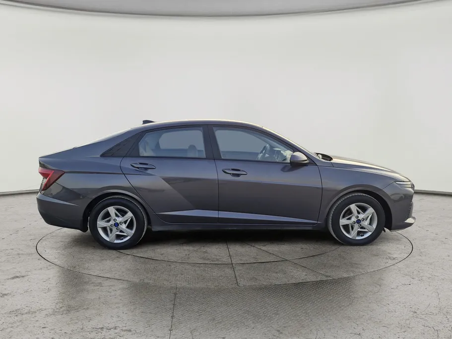 2024 Hyundai Accent Smart 