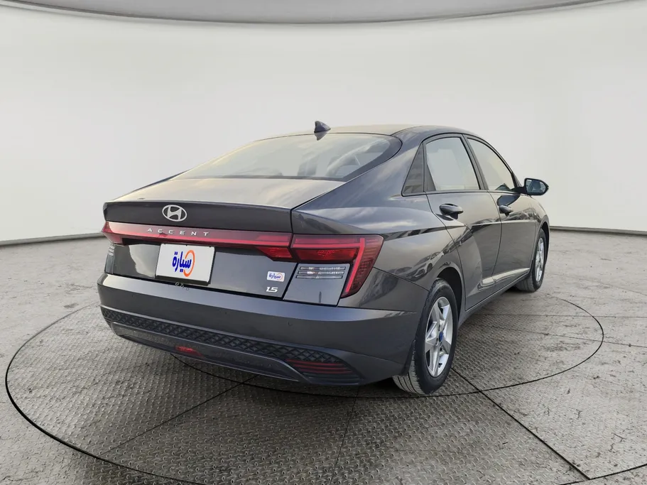 2024 Hyundai Accent Smart 