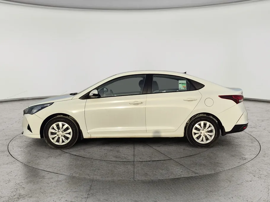 هيونداي اكسنت سمارت 2023 