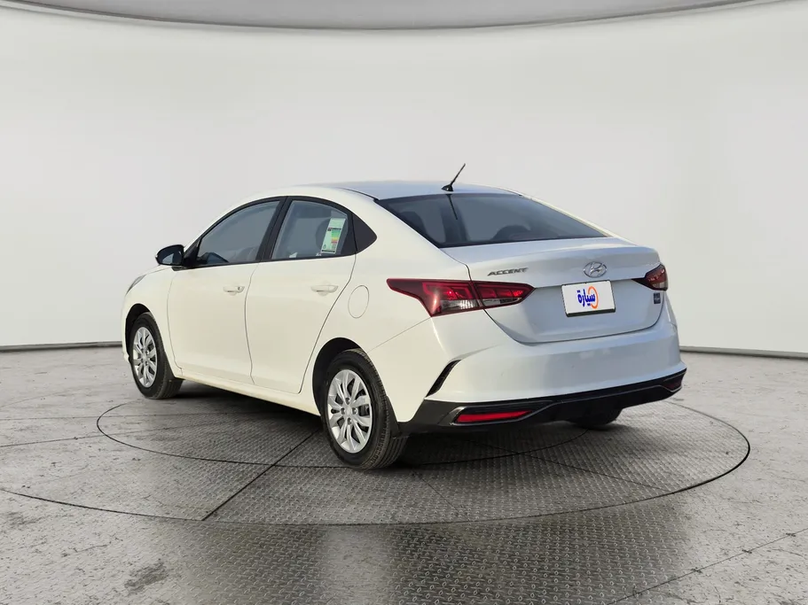 هيونداي اكسنت سمارت 2023 