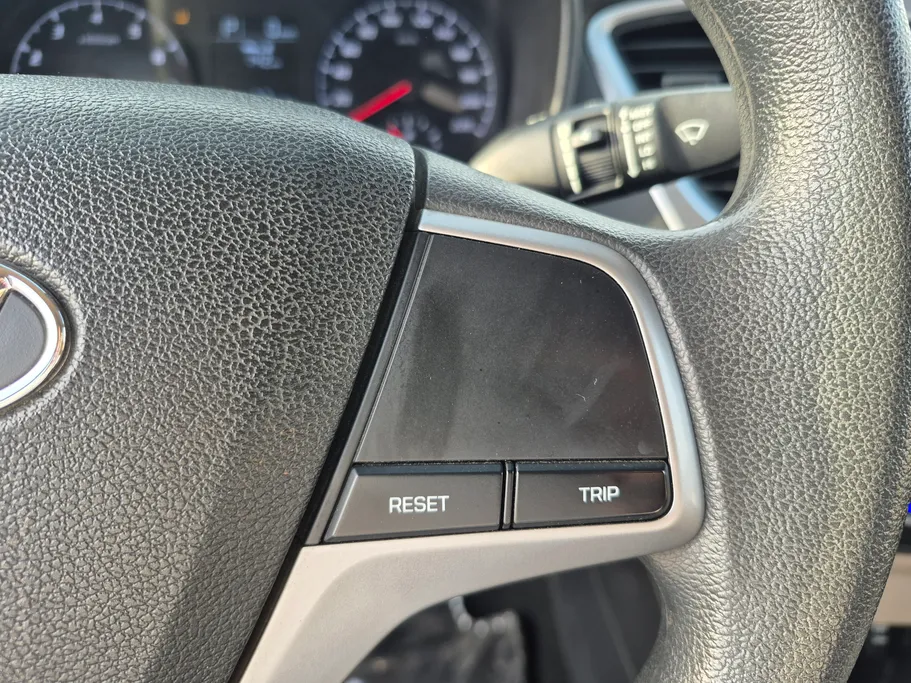 هيونداي اكسنت سمارت 2023 