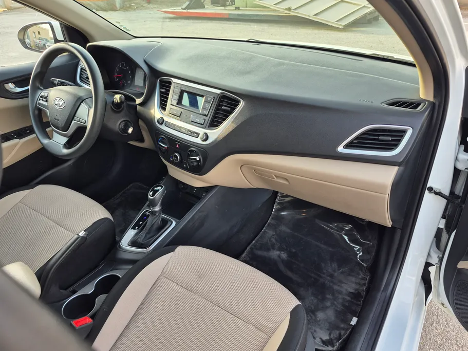 هيونداي اكسنت سمارت 2023 