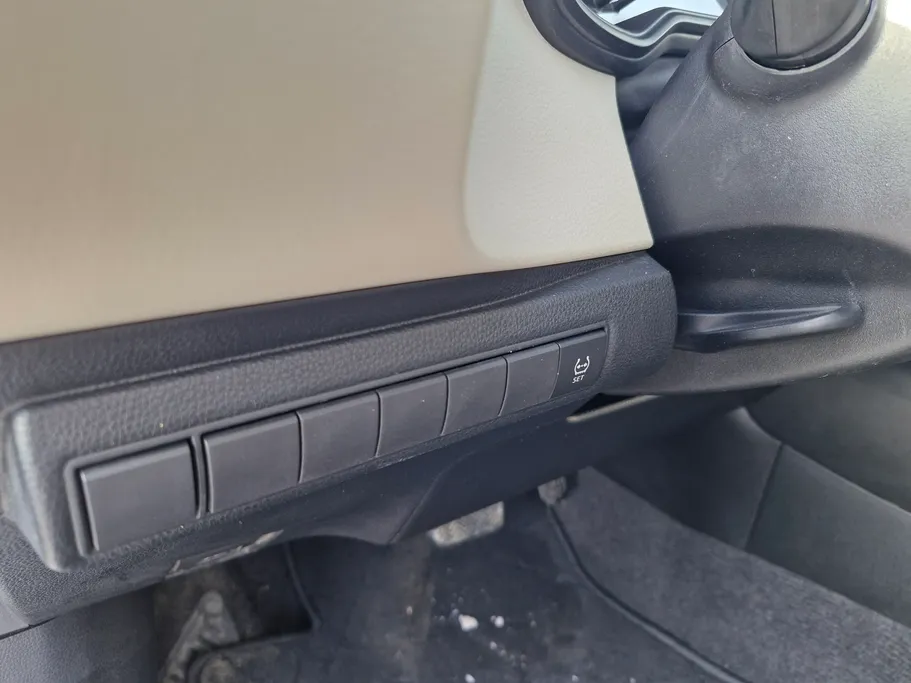 تويوتا كورولا XLI 2024 