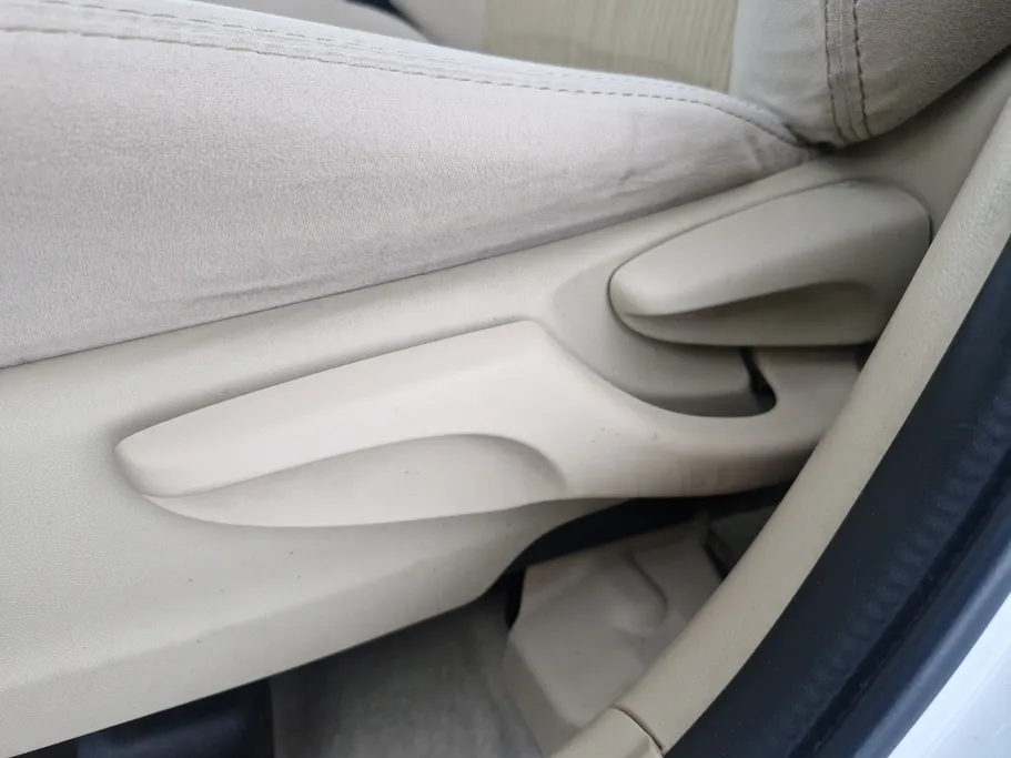 تويوتا يارس Y 2022 