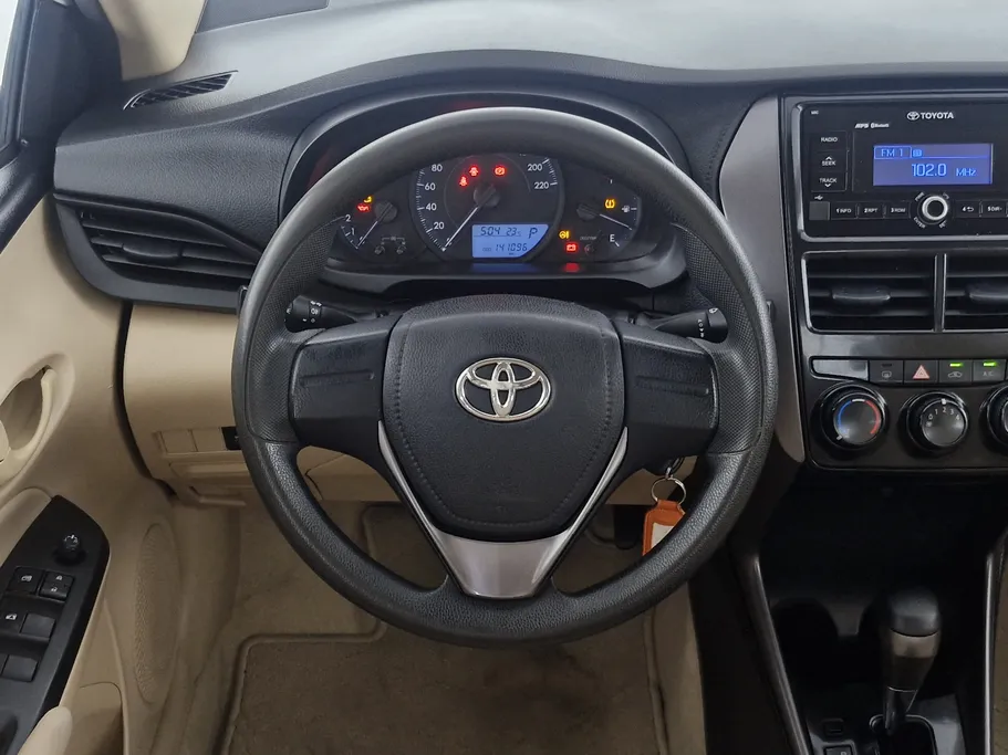 تويوتا يارس Y 2022 