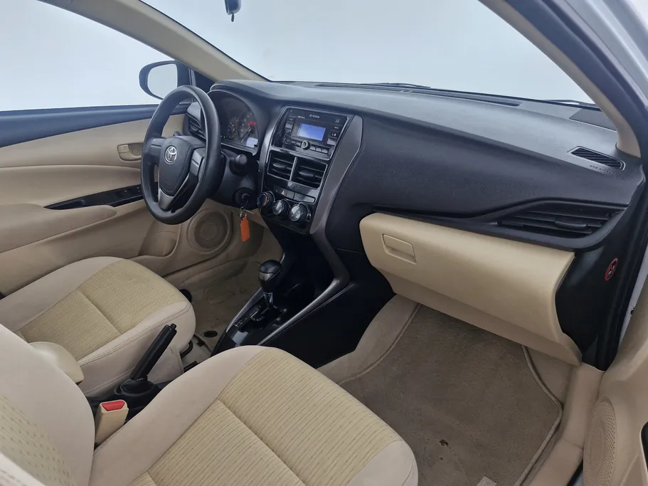 تويوتا يارس Y 2022 