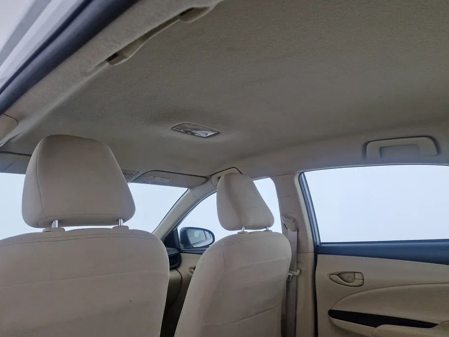 تويوتا يارس Y 2022 