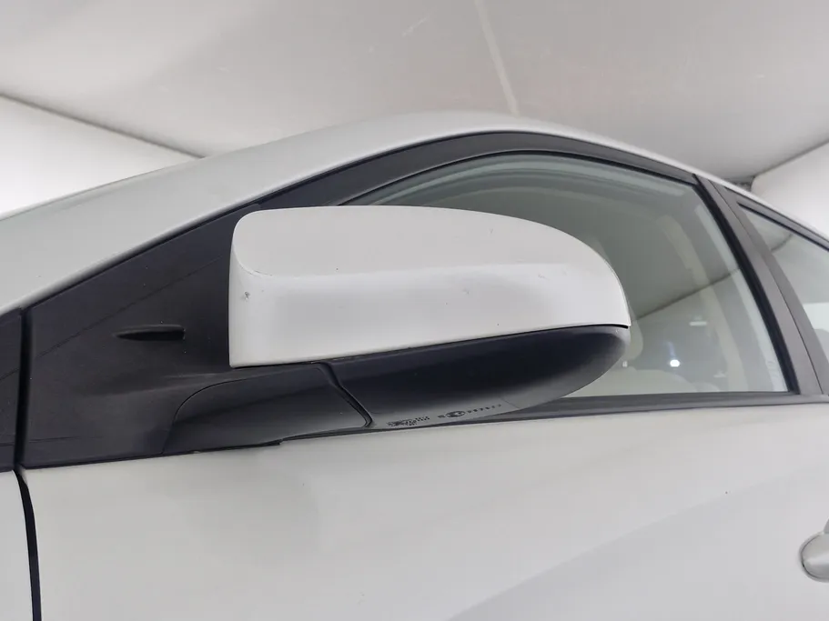 تويوتا يارس Y 2022 