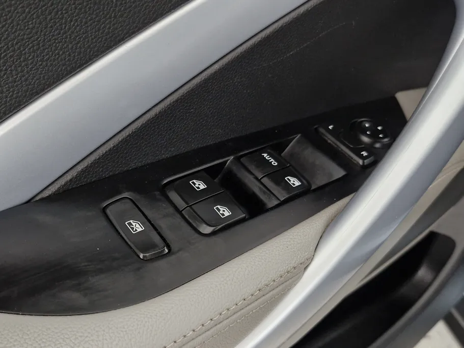 2023 Chevrolet Groove LT 