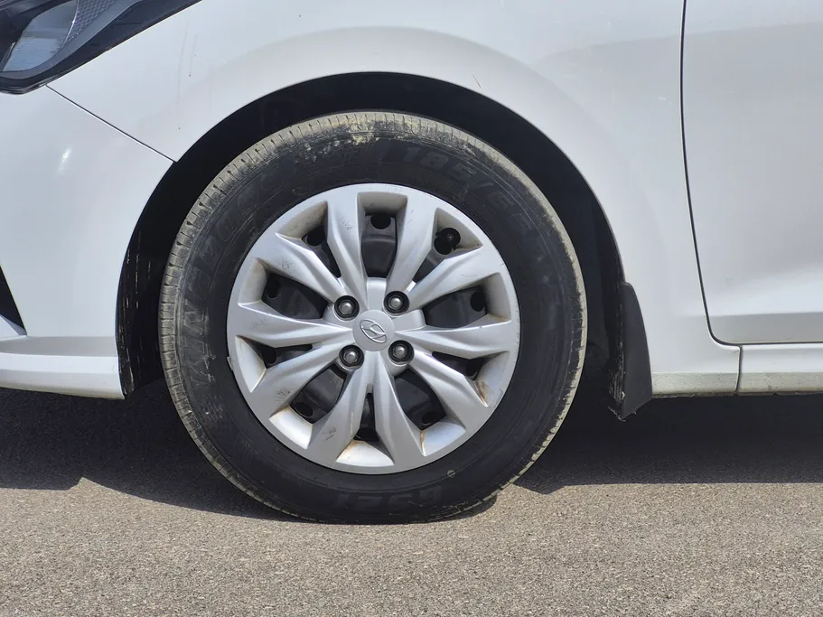 2022 Hyundai Accent Smart 