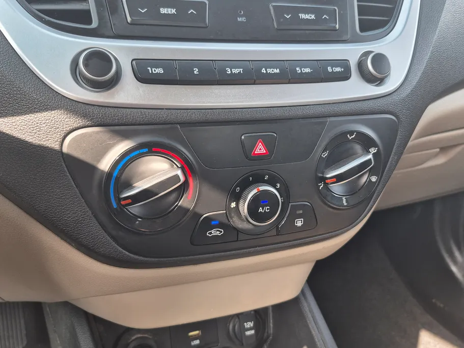 2022 Hyundai Accent Smart 