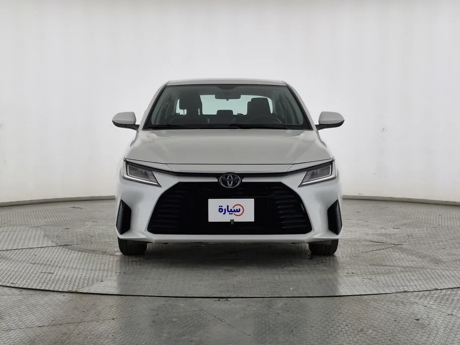 2023 Toyota Yaris  Y 