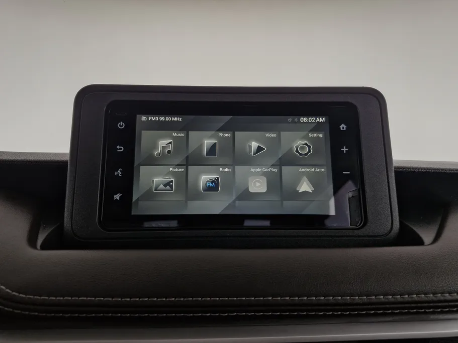 2023 Toyota Yaris  Y 