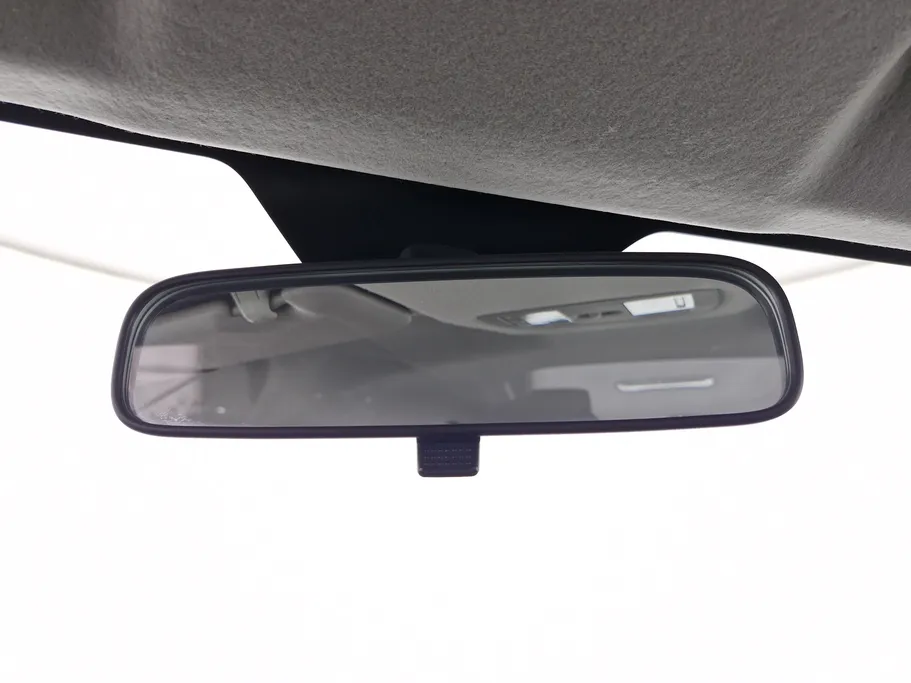 2023 Toyota Yaris  Y 