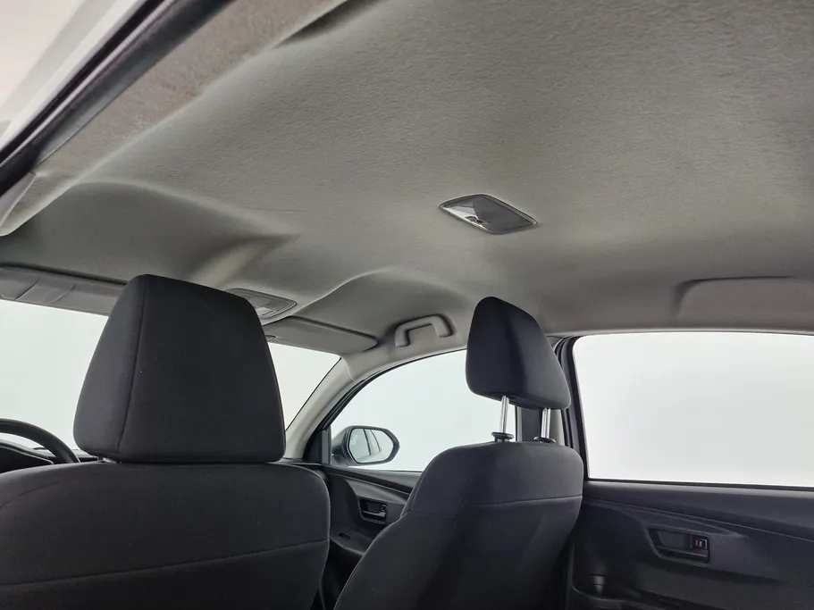 2023 Toyota Yaris  Y 