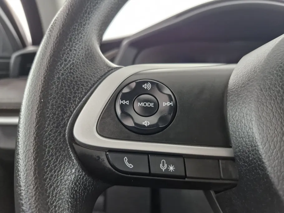 2023 Toyota Yaris  Y 