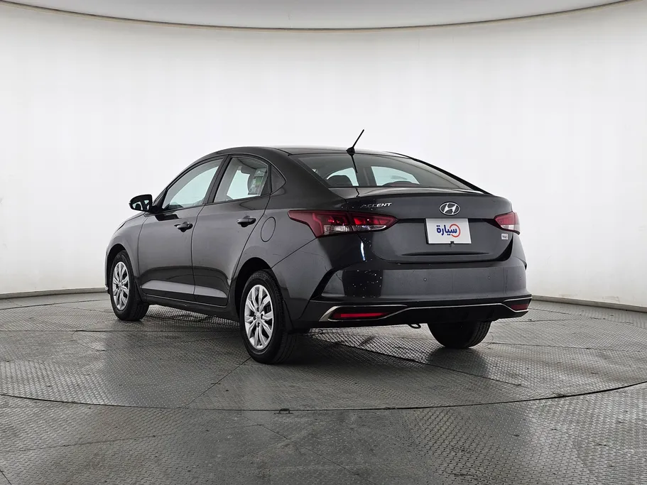 هيونداي اكسنت سمارت 2023 