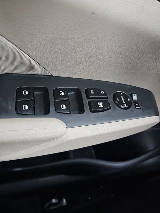 هيونداي اكسنت سمارت 2023 