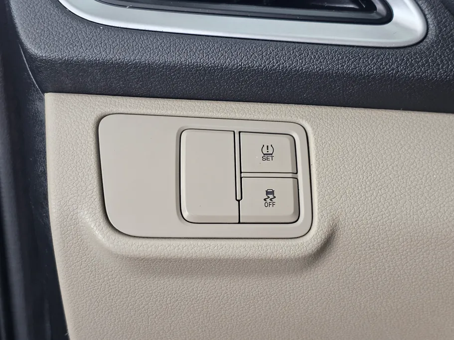 هيونداي اكسنت سمارت 2023 