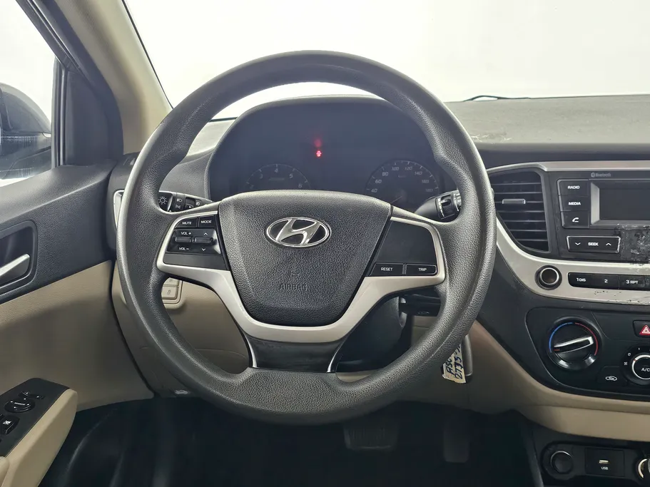 هيونداي اكسنت سمارت 2023 