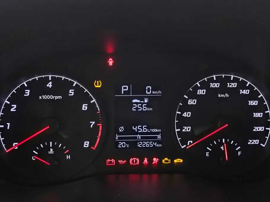 هيونداي اكسنت سمارت 2023 