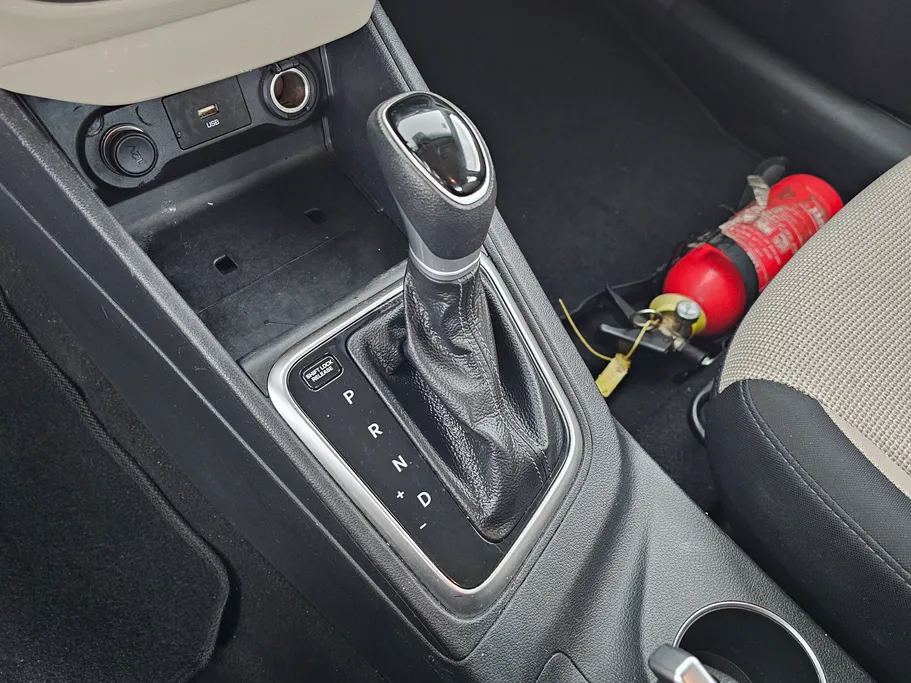 هيونداي اكسنت سمارت 2023 