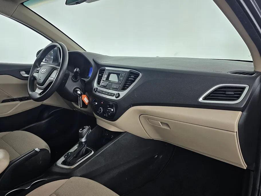 هيونداي اكسنت سمارت 2023 