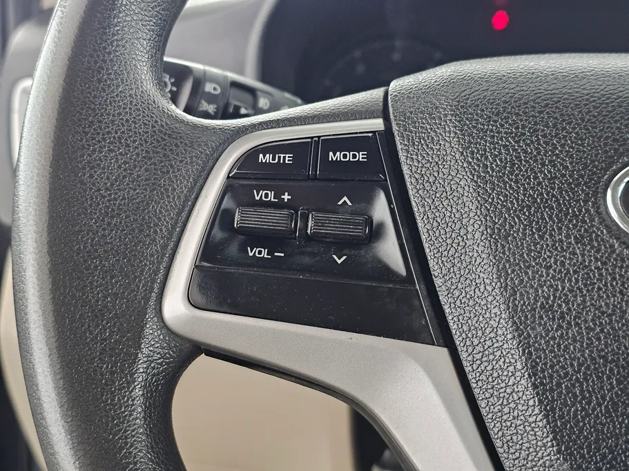 هيونداي اكسنت سمارت 2023 