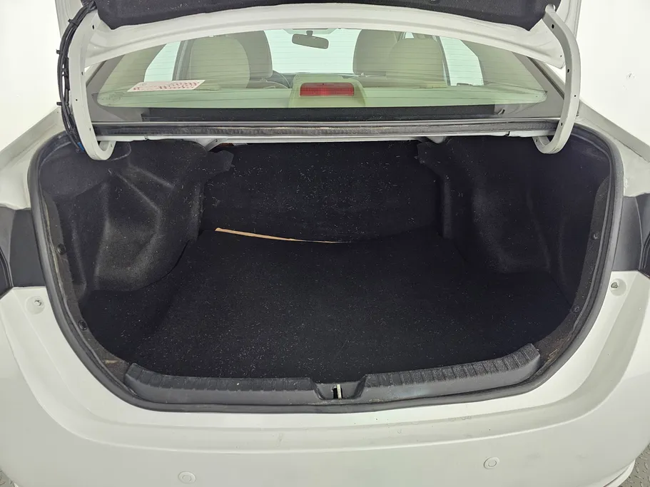 تويوتا يارس Y 2021 