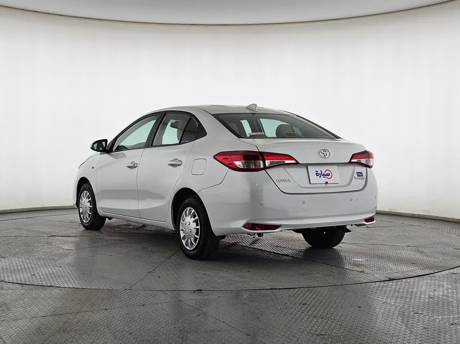 تويوتا يارس Y 2021 