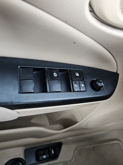 تويوتا يارس Y 2021 