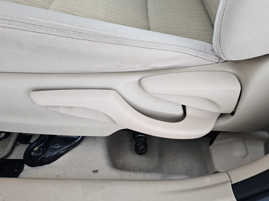 تويوتا يارس Y 2021 