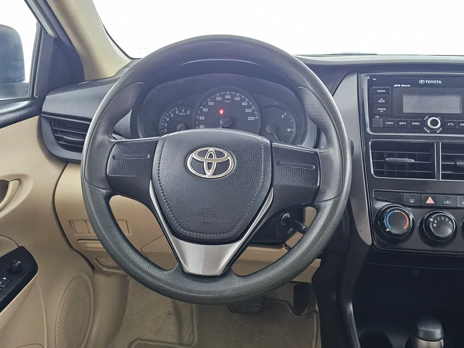 تويوتا يارس Y 2021 